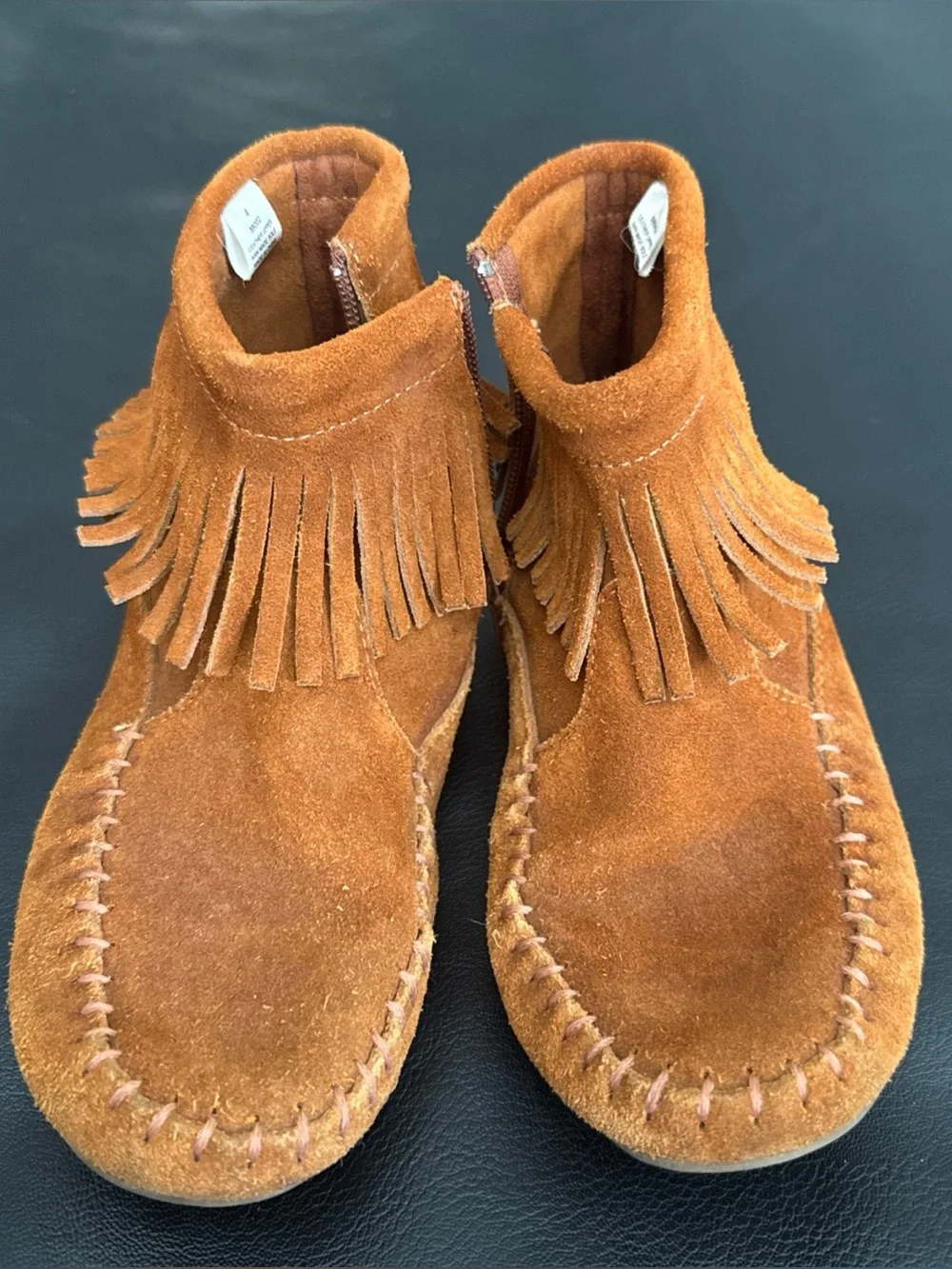 Girl's Minnetonka Moccasins Ankle Boots Fringe Side Zip Cognac Suede Sz. 4